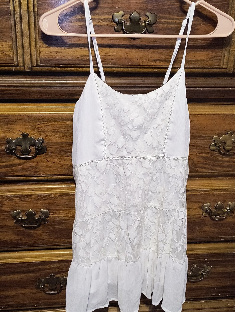 Abercrombie & Fitch White Lace-Accent Spaghetti Strap Girls Tank Top